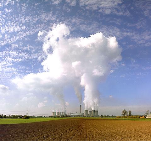 drax-power-station-CO2-emmissions-coal-burning-power-uk