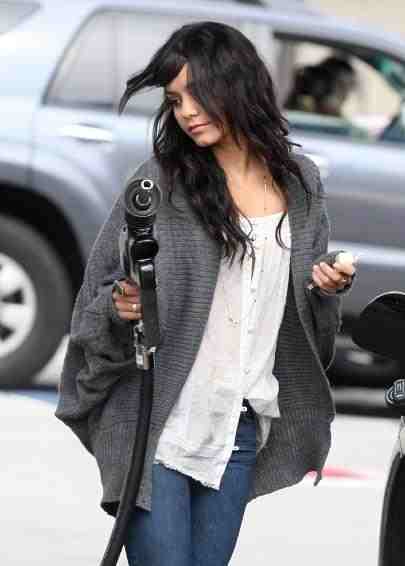 Vanessa Hudgens - gas pump - Peak Oil